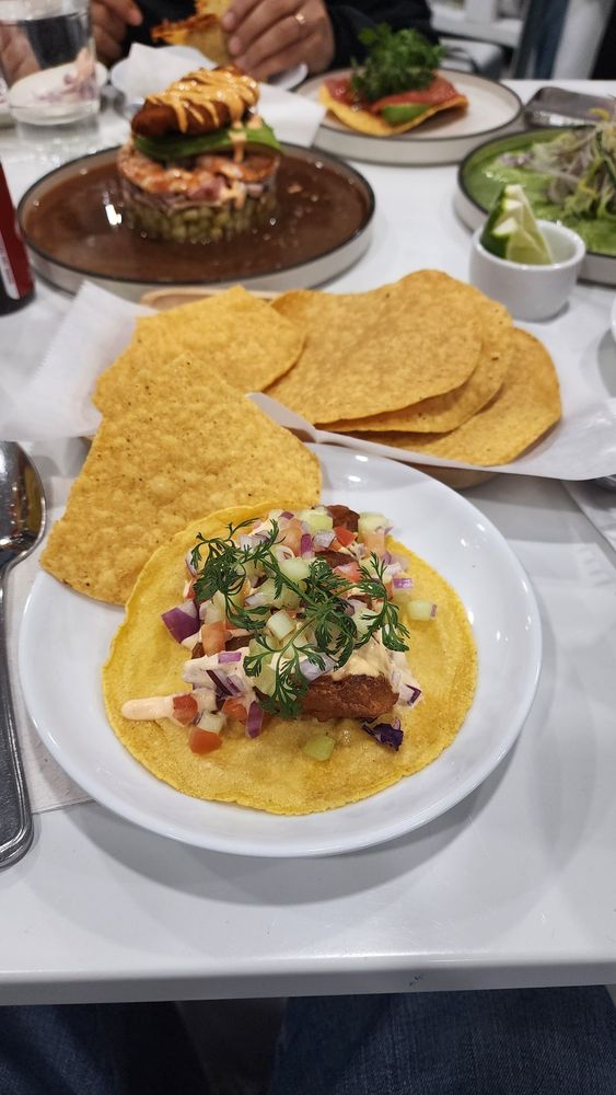Taco de Pescado at Mariscos El Submarino