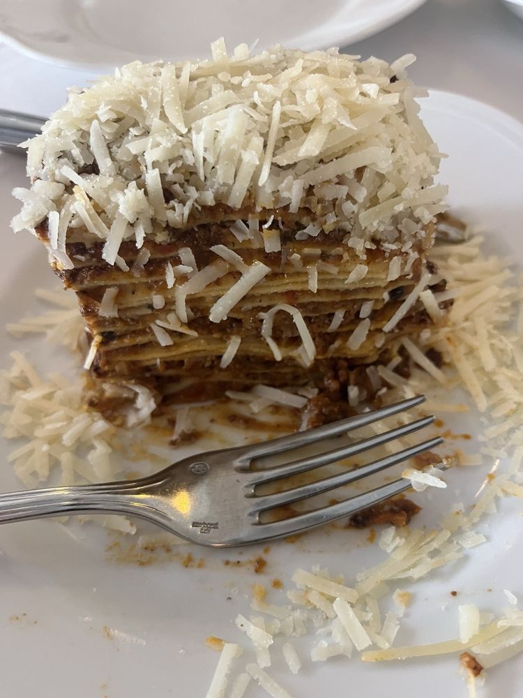 Lasagna a Sugo at I Sodi