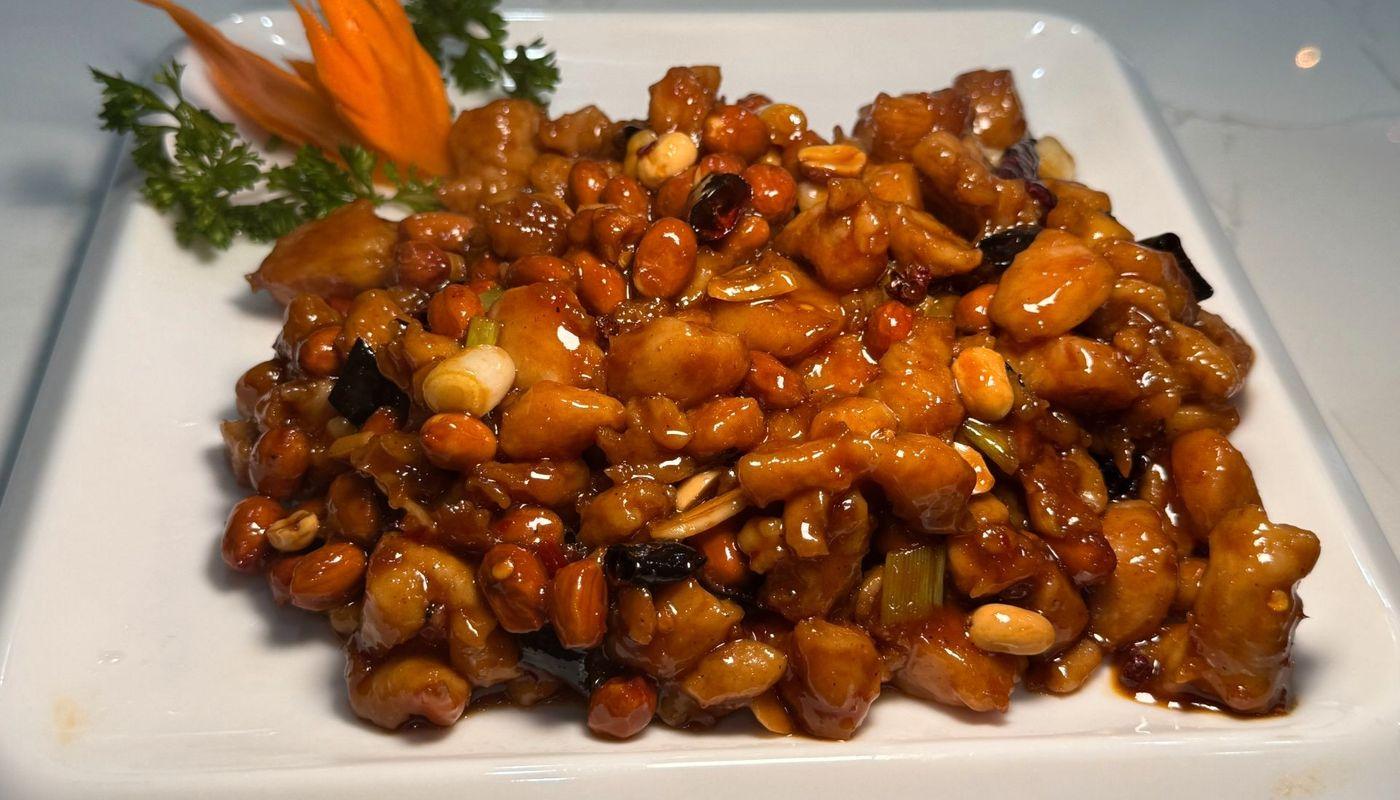 宫保鸡 Kung Pao Chicken at CHEF XIONG KITCHEN 川香園