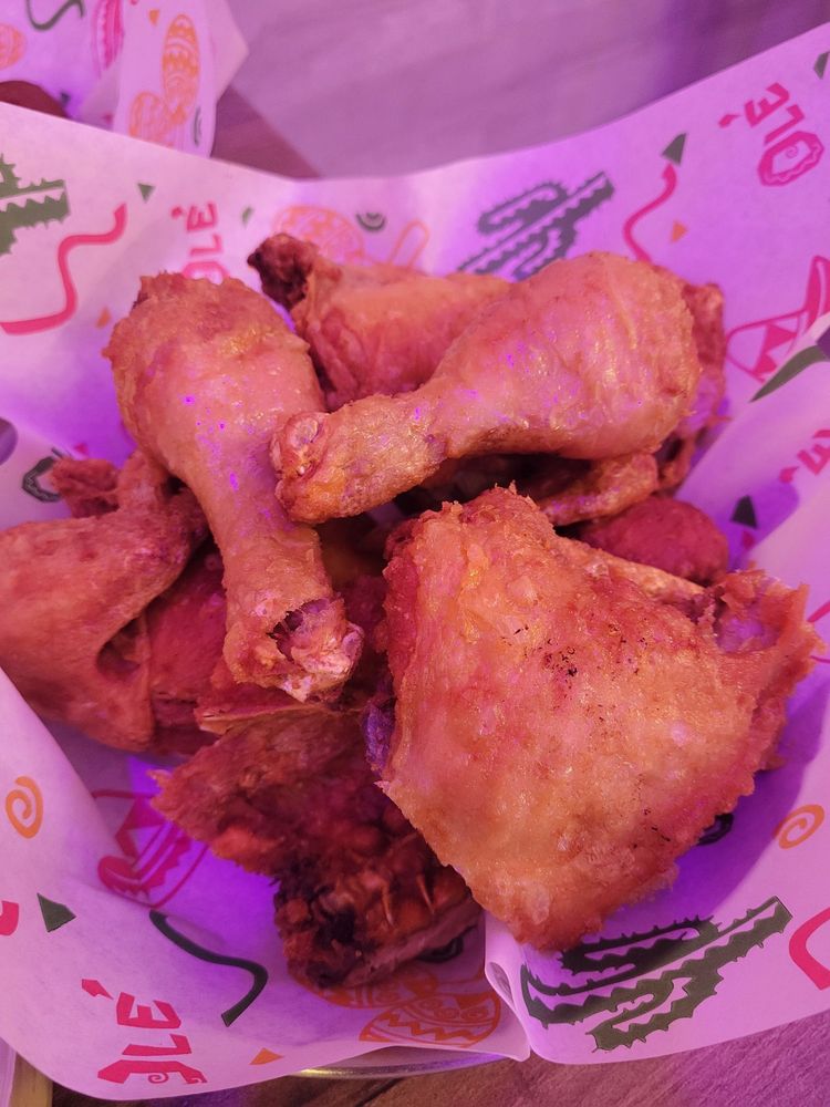 Old Fashioned Fried Chicken at Yetnal Tongdak