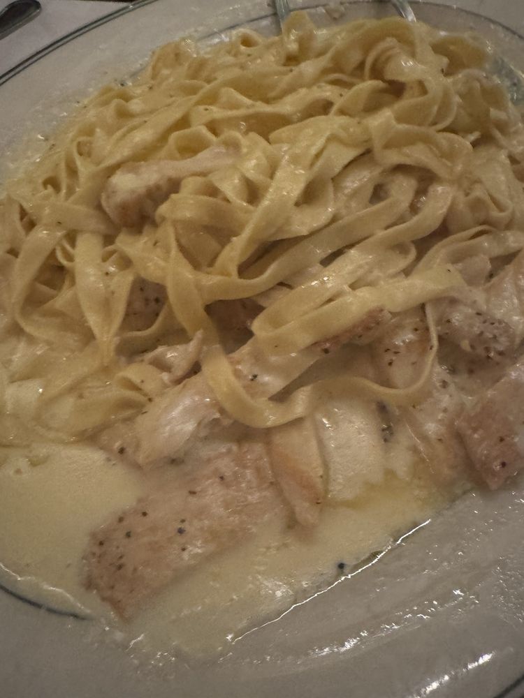 Fettuccine Alfredo at Tony's Di Napoli