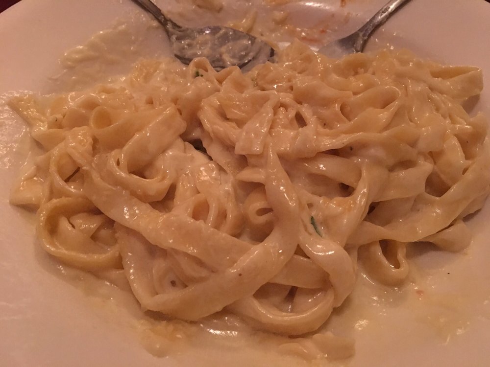 Fettuccine Alfredo at Benito One