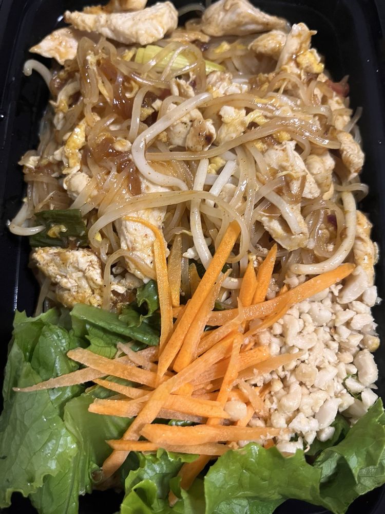 PAD THAI at Hippie Thai Street Food