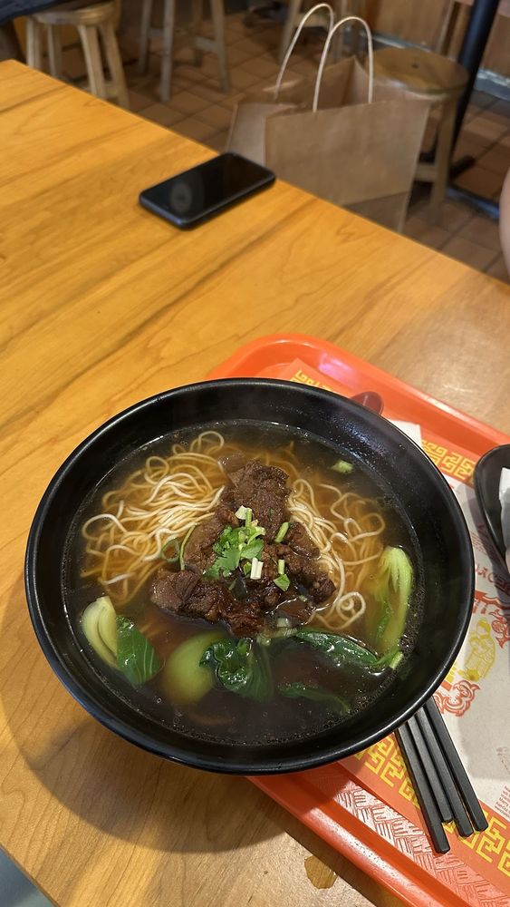 Beef Noodle Soup at Yiwanmen