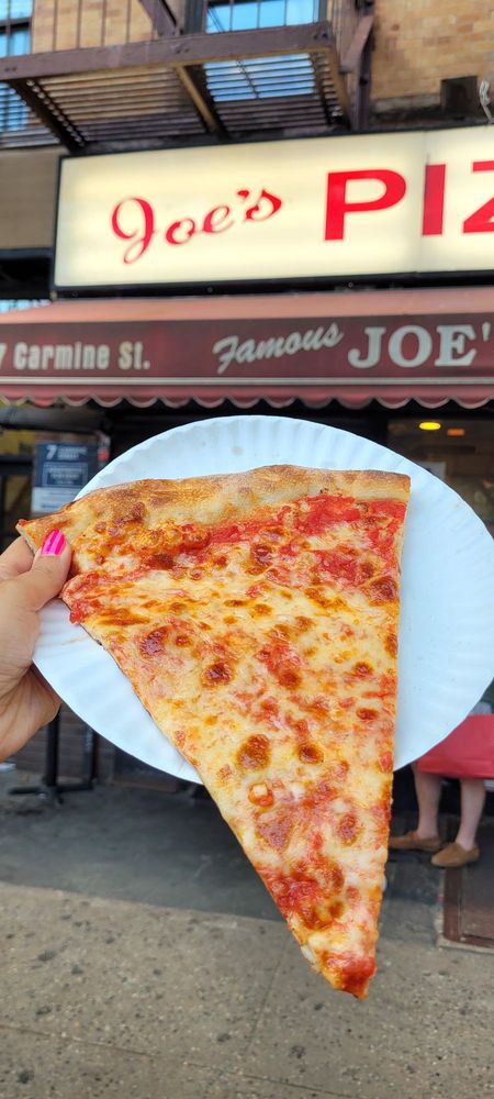 Cheese Slice at Joe's Pizza